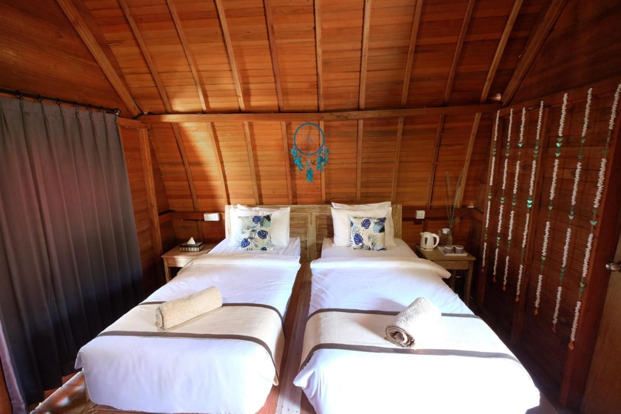 Adara Beach Huts Batununggul Екстер'єр фото
